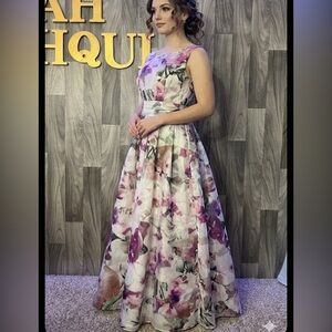 Jessica Howard Floral Pink and Green Chiffon Evening Gown